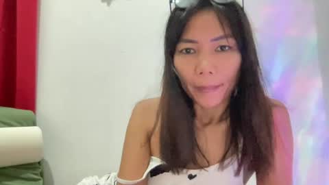 junovaughn online show from June 2026 11:56:02 AM