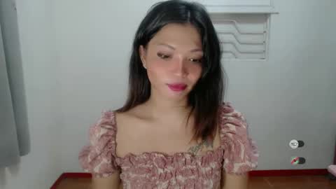 Snapshot of juny_lany chatting on January 2025 10:05:02 AM Karla online show from January 2025 10:05:02 AM