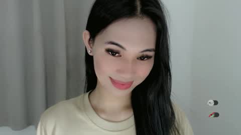 Snapshot of juny_lanyy chatting on December 2024 03:49:02 PM Julia online show from December 2024 03:49:02 PM