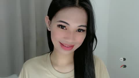 Snapshot of juny_lanyy chatting on December 2024 09:54:01 PM Julia online show from December 2024 09:54:01 PM
