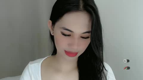 Snapshot of juny_lanyy chatting on January 2025 11:14:01 AM Julia online show from January 2025 11:14:01 AM