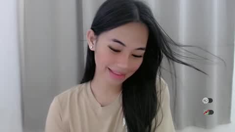 Snapshot of juny_lanyy chatting on January 2025 09:02:01 AM Julia online show from January 2025 09:02:01 AM