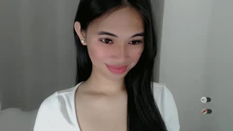 Snapshot of juny_lanyy chatting on March 2025 03:13:02 PM Julia online show from March 2025 03:13:02 PM