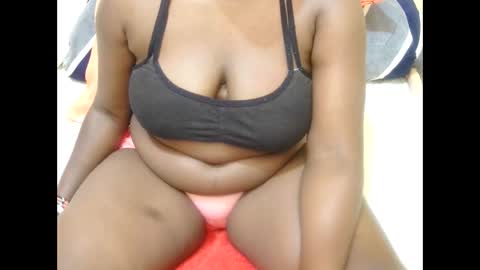 Snapshot of jusst_ayanna chatting on May 2026 12:56:01 PM jusst_ayanna online show from May 2026 12:56:01 PM