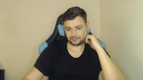 Snapshot of just_a_nice_guy_27 chatting on January 2025 02:44:01 PM Alex online show from January 2025 02:44:01 PM