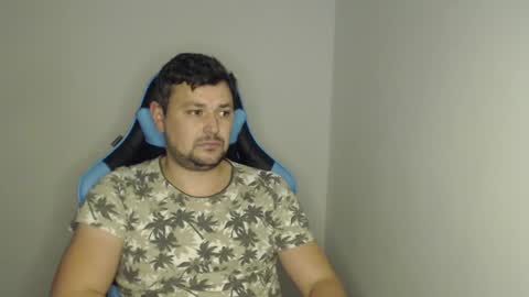 Snapshot of just_a_nice_guy_27 chatting on February 2025 07:09:01 PM Alex online show from February 2025 07:09:01 PM