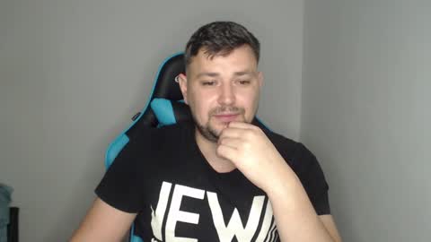 Snapshot of just_a_nice_guy_27 chatting on February 2025 08:42:01 PM Alex online show from February 2025 08:42:01 PM