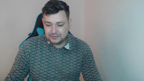 Snapshot of just_a_nice_guy_27 chatting on February 2025 11:28:02 AM Alex online show from February 2025 11:28:02 AM