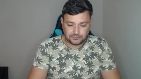 Snapshot of just_a_nice_guy_27 chatting on October 2025 11:22:02 AM Alex online show from October 2025 11:22:02 AM