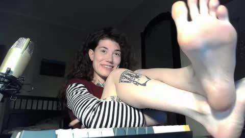 Ginger Curly online show from May 2026 06:49:01 PM