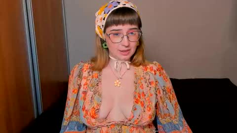 Nika and Mark online show from September 2025 11:21:01 PM