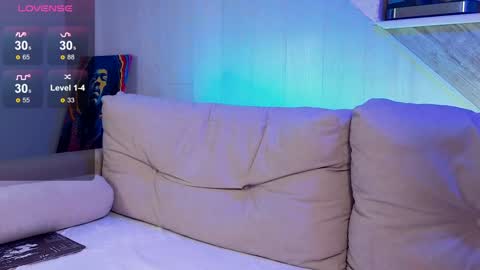 Samuel online show from January 2025 09:00:01 PM