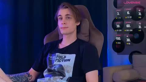 Samuel online show from November 2025 02:08:02 PM