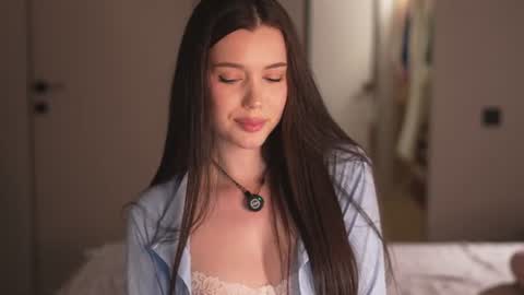 Snapshot of justbarbie_new_ chatting on June 2026 07:59:02 PM Katarina online show from June 2026 07:59:02 PM