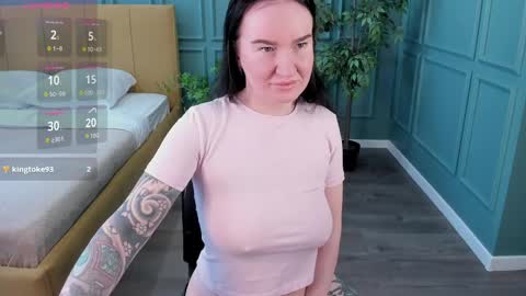 Snapshot of justgrace chatting on April 2026 06:18:02 AM Miss Grace online show from April 2026 06:18:02 AM