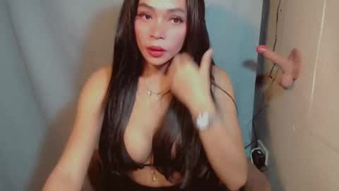 justhewayouare21 online show from July 2026 05:15:01 PM