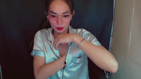 justhewayouare21 online show from July 2026 09:35:01 PM