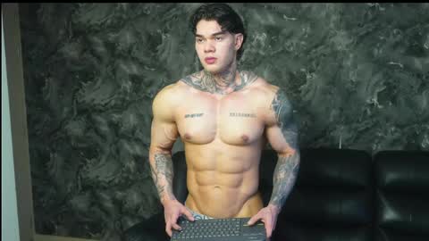 justin clark1 online show from May 2026 10:59:01 PM