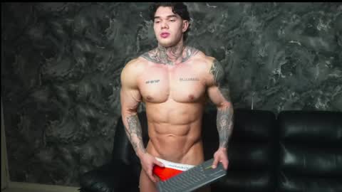 justin clark1 online show from May 2026 03:57:02 AM
