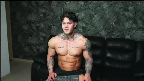 justin clark1 online show from May 2026 03:45:01 AM
