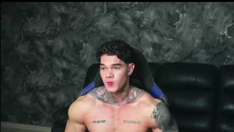 Snapshot of justin_clark1 chatting on June 2026 03:50:02 AM justin clark1 online show from June 2026 03:50:02 AM