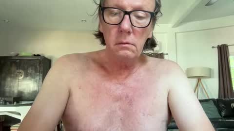 Snapshot of justin_hornyyyy chatting on December 2025 05:05:01 AM justin_hornyyyy online show from December 2025 05:05:01 AM