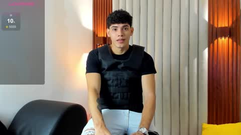 Snapshot of justin_mack_ chatting on October 2025 11:44:01 AM Justin online show from October 2025 11:44:01 AM