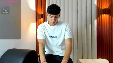 Snapshot of justin_mack_ chatting on November 2025 11:54:01 AM Justin online show from November 2025 11:54:01 AM