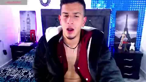 JUSTIN online show from January 2025 08:03:01 AM