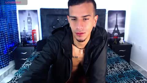 JUSTIN online show from April 2026 06:42:01 PM