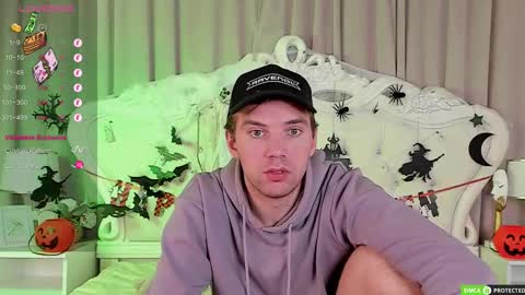 Snapshot of justin_reed chatting on October 2025 05:36:01 PM Arthur online show from October 2025 05:36:01 PM