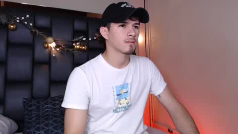 Justin online show from December 2025 07:31:02 PM