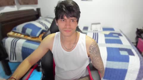 Snapshot of justin_stark1 chatting on December 2024 01:04:01 AM Diego online show from December 2024 01:04:01 AM