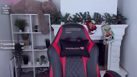 JUSTIN online show from December 2024 11:22:01 PM