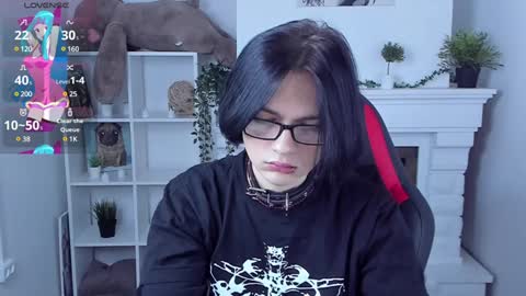 JUSTIN online show from January 2025 08:11:01 PM