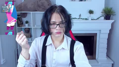 JUSTIN online show from January 2025 07:47:02 PM