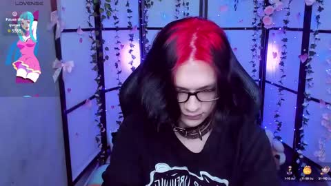 JUSTIN online show from February 2025 08:24:01 PM