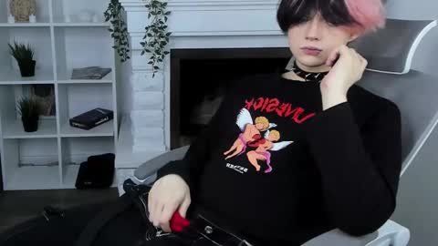 JUSTIN online show from October 2025 12:36:02 PM