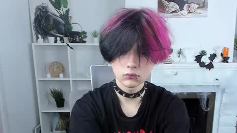 JUSTIN online show from October 2025 12:22:02 PM