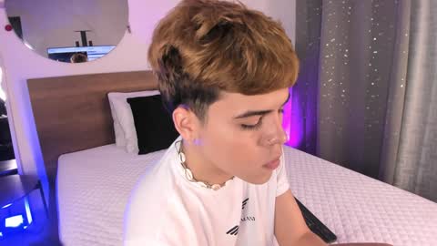 Justin online show from December 2024 04:40:01 AM