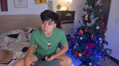 Justin online show from December 2025 12:37:02 AM