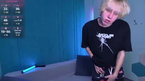 justTEEN online show from April 2026 10:18:01 AM