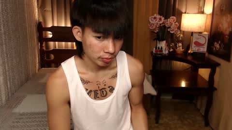 Snapshot of justine_hunk chatting on December 2024 12:44:01 PM justine_hunk online show from December 2024 12:44:01 PM