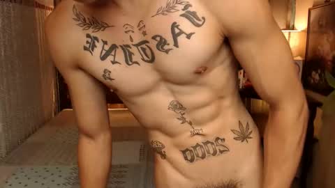 Snapshot of justine_hunk chatting on December 2024 01:58:01 AM justine_hunk online show from December 2024 01:58:01 AM