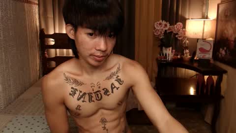 Snapshot of justine_hunk chatting on December 2024 06:59:01 PM justine_hunk online show from December 2024 06:59:01 PM
