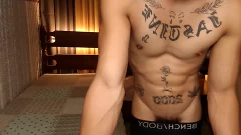 Snapshot of justine_hunk chatting on January 2025 02:23:02 PM justine_hunk online show from January 2025 02:23:02 PM