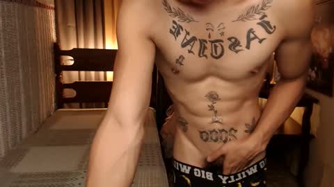 Snapshot of justine_hunk chatting on January 2025 10:01:01 PM justine_hunk online show from January 2025 10:01:01 PM