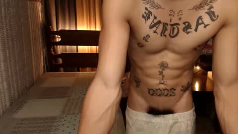 Snapshot of justine_hunk chatting on February 2025 05:10:02 AM justine_hunk online show from February 2025 05:10:02 AM