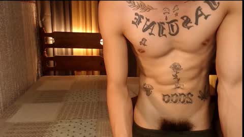 Snapshot of justine_hunk chatting on March 2025 08:35:01 AM justine_hunk online show from March 2025 08:35:01 AM