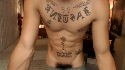 Snapshot of justine_hunk chatting on November 2025 06:12:01 AM justine_hunk online show from November 2025 06:12:01 AM